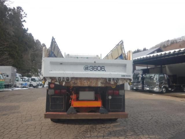 NISSAN DIESEL Quon 2006