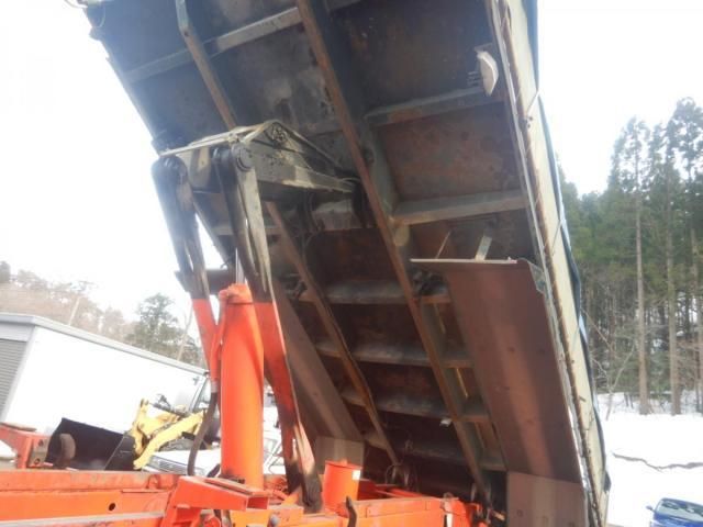 NISSAN DIESEL Quon 2006