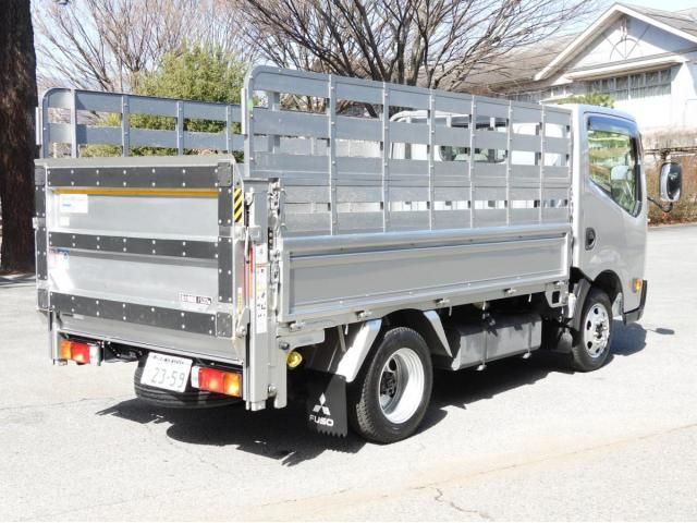 MITSUBISHI CANTER GUTS 2018