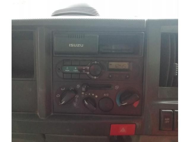 ISUZU ELF 2015