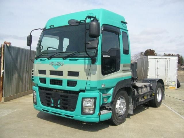 ISUZU GIGA 2013