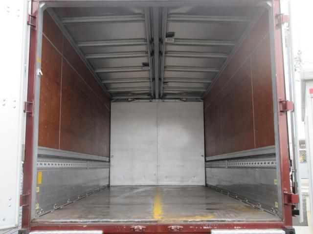 MITSUBISHI FUSOU FIGHTER 2006