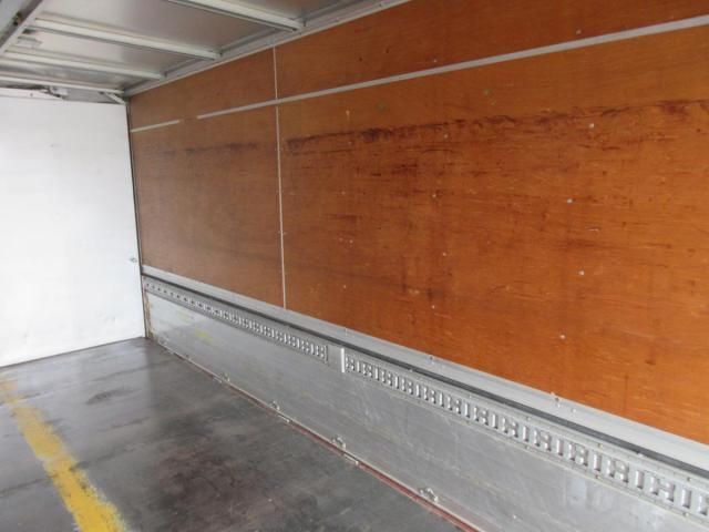 MITSUBISHI FUSOU FIGHTER 2006