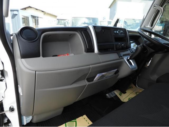 MITSUBISHI CANTER 2017