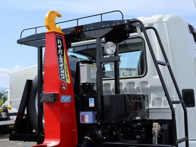 MITSUBISHI FUSOU FIGHTER 2025