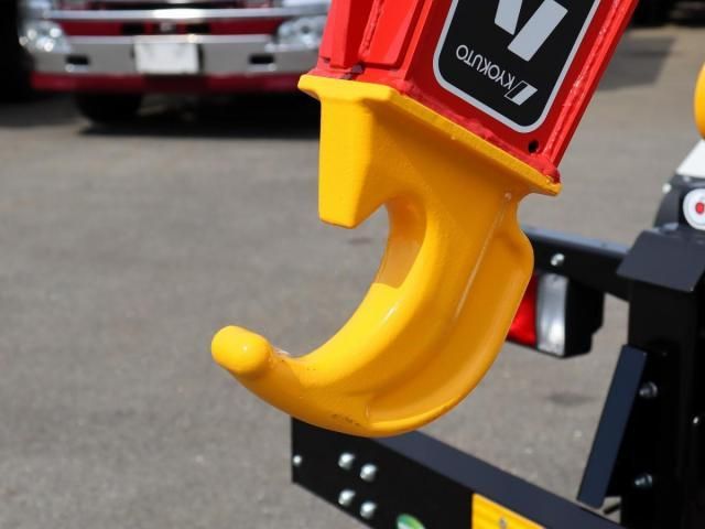 MITSUBISHI FUSOU FIGHTER 2025