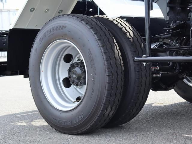 MITSUBISHI FUSOU FIGHTER 2025