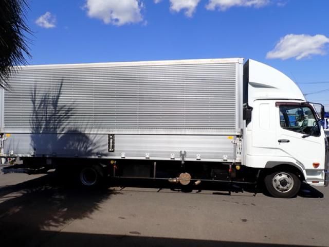 MITSUBISHI FUSOU FIGHTER 2015