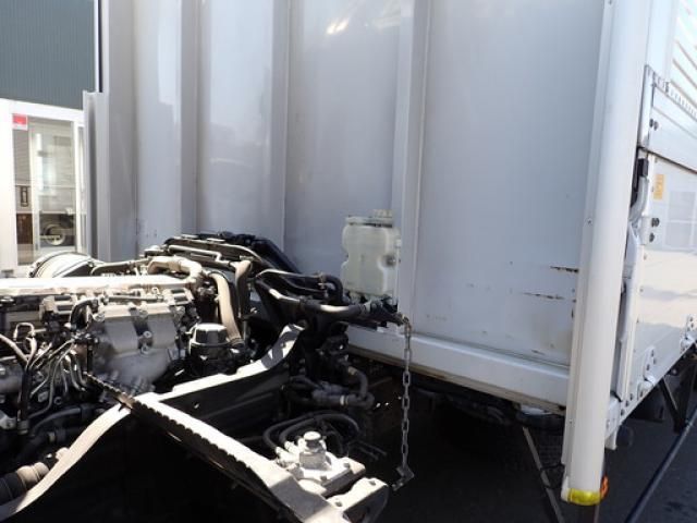 MITSUBISHI FUSOU FIGHTER 2015