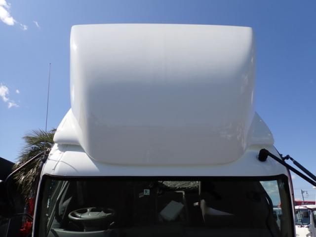 MITSUBISHI FUSOU FIGHTER 2015