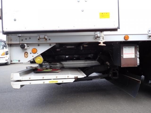 MITSUBISHI FUSOU FIGHTER 2015