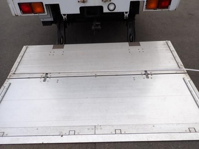 MITSUBISHI FUSOU FIGHTER 2015