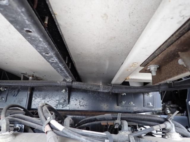 MITSUBISHI FUSOU FIGHTER 2015