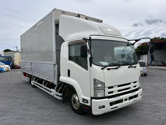 ISUZU FORWARD 2012