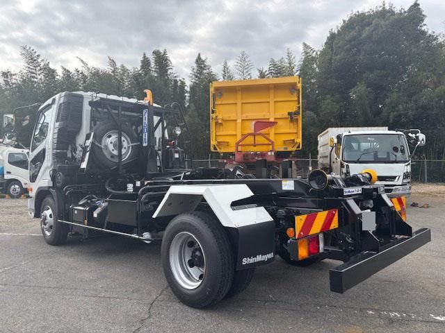 MITSUBISHI FUSOU FIGHTER 2024