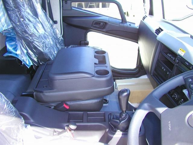 MITSUBISHI FUSOU FIGHTER 2024