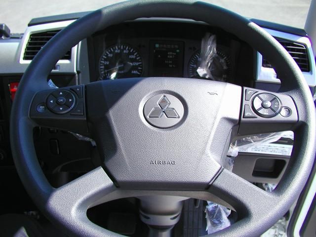 MITSUBISHI FUSOU FIGHTER 2024