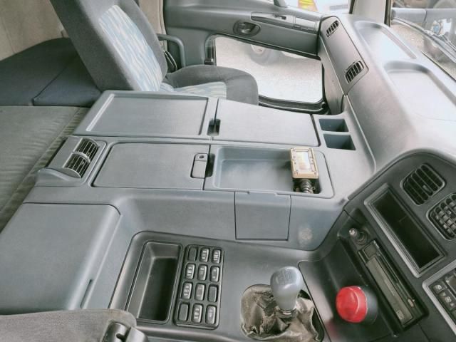 MITSUBISHI FUSOU SUPER GREAT 2002