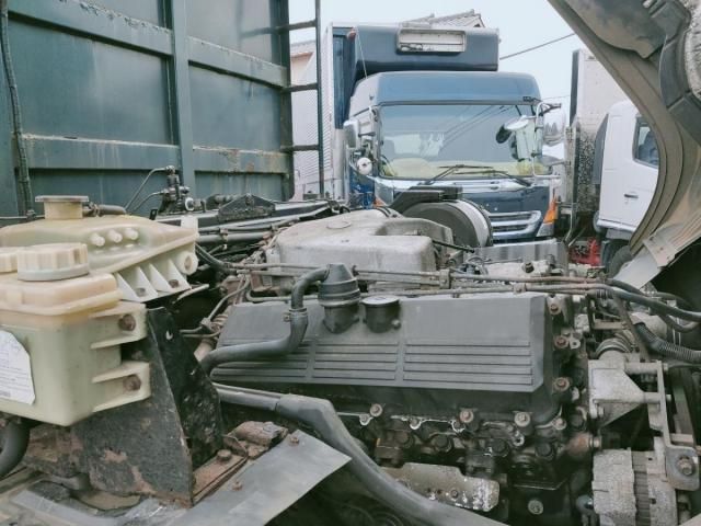 MITSUBISHI FUSOU SUPER GREAT 2002