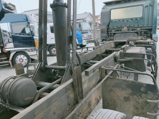 MITSUBISHI FUSOU SUPER GREAT 2002