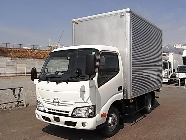 HINO DUTRO 2018