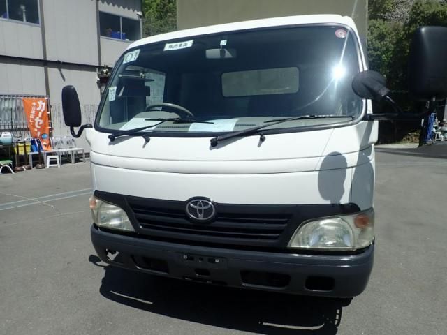TOYOTA DYNA 2006