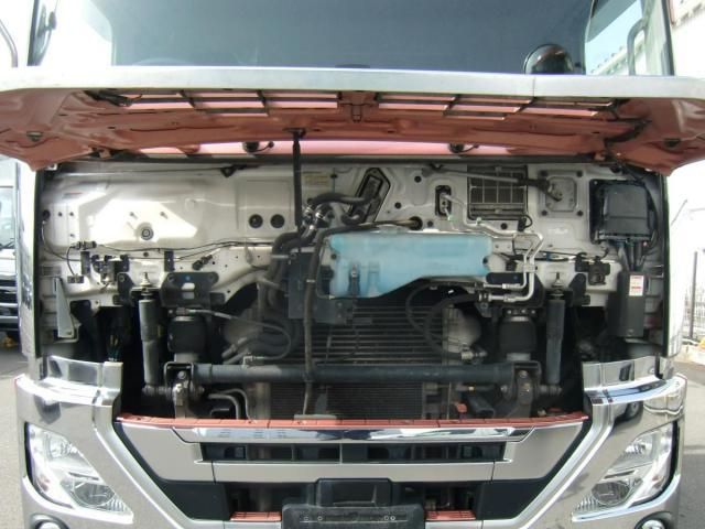 NISSAN DIESEL Quon 2019