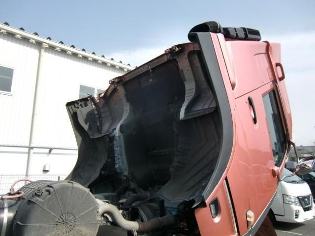 NISSAN DIESEL Quon 2019