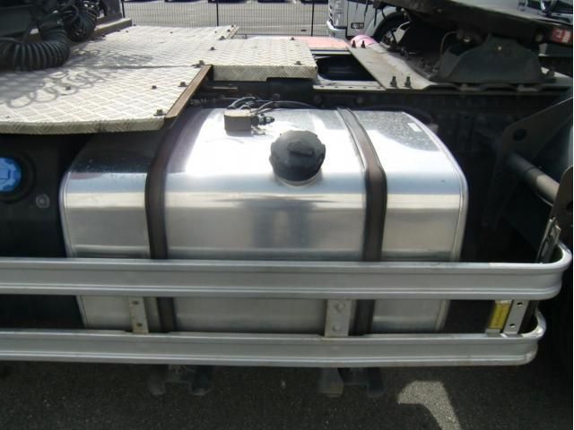 NISSAN DIESEL Quon 2019