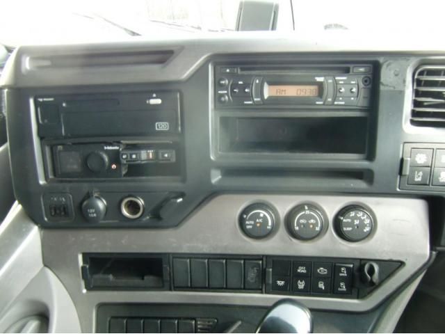 NISSAN DIESEL Quon 2019