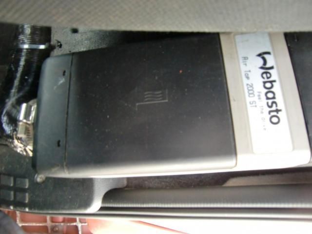 NISSAN DIESEL Quon 2019