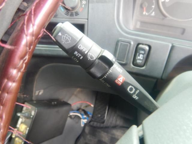 MITSUBISHI FUSOU SUPER GREAT 2011