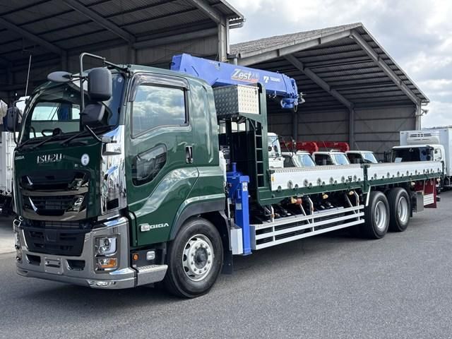 ISUZU GIGA 2024