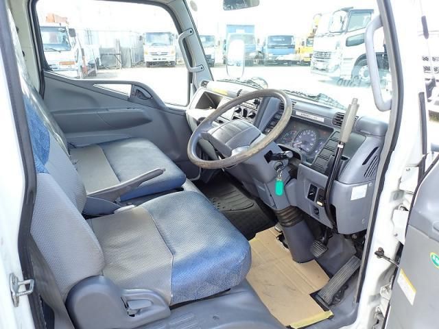 MITSUBISHI CANTER 2006