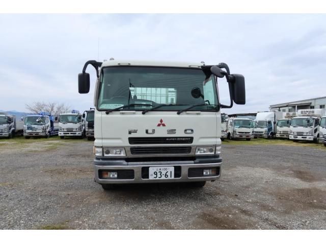 MITSUBISHI FUSOU SUPER GREAT 2004