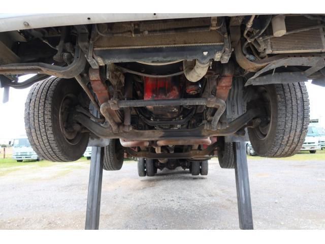 MITSUBISHI FUSOU SUPER GREAT 2004