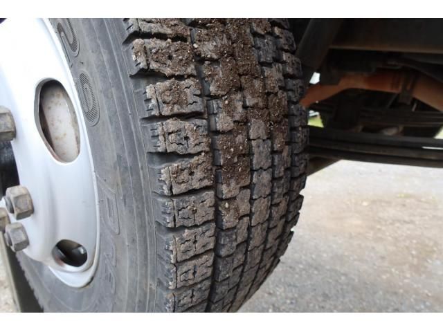 MITSUBISHI FUSOU SUPER GREAT 2004