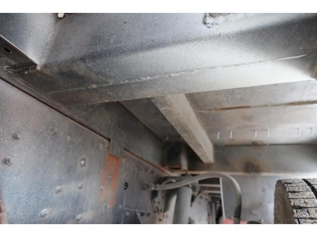 MITSUBISHI FUSOU SUPER GREAT 2004