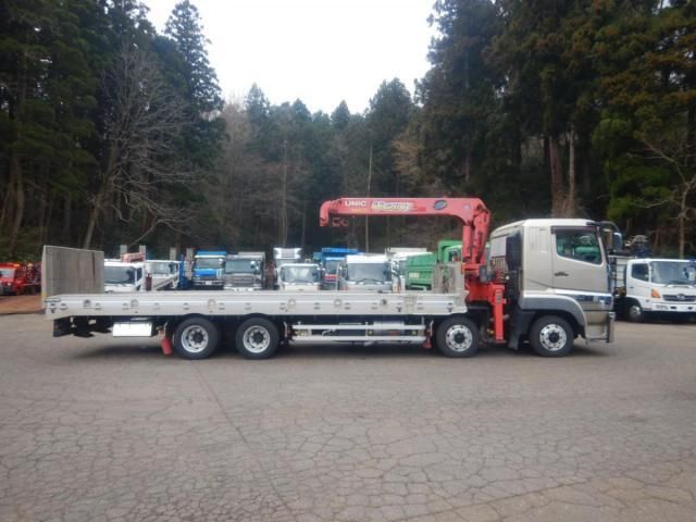 MITSUBISHI FUSOU SUPER GREAT 2014