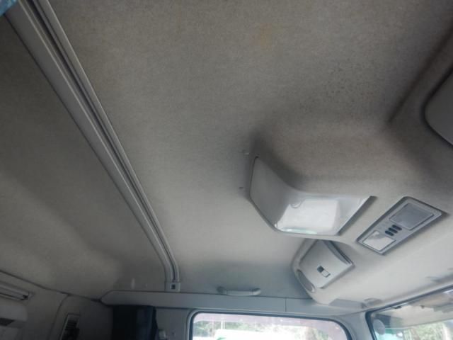 MITSUBISHI FUSOU SUPER GREAT 2014