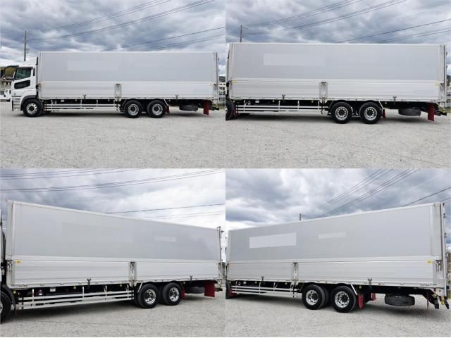 MITSUBISHI FUSOU SUPER GREAT 2012