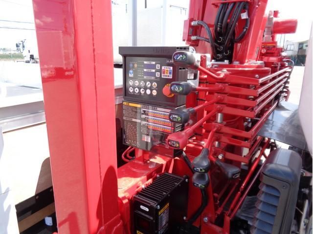 MITSUBISHI CANTER 2024