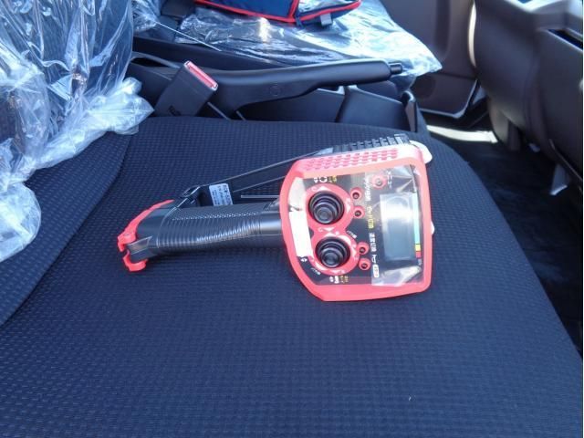 MITSUBISHI CANTER 2024