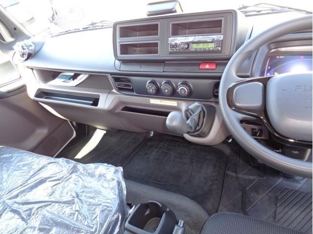 MITSUBISHI CANTER 2024