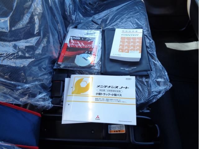 MITSUBISHI CANTER 2024