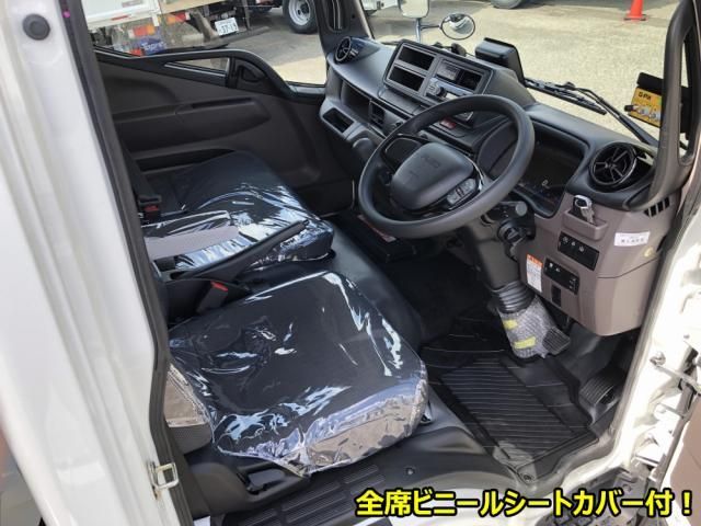 MITSUBISHI CANTER 2024