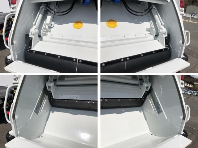 MITSUBISHI CANTER 2024