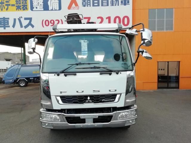 MITSUBISHI FUSOU FIGHTER 2012