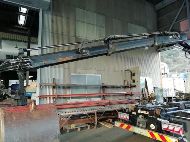 MITSUBISHI FUSOU FIGHTER 2012