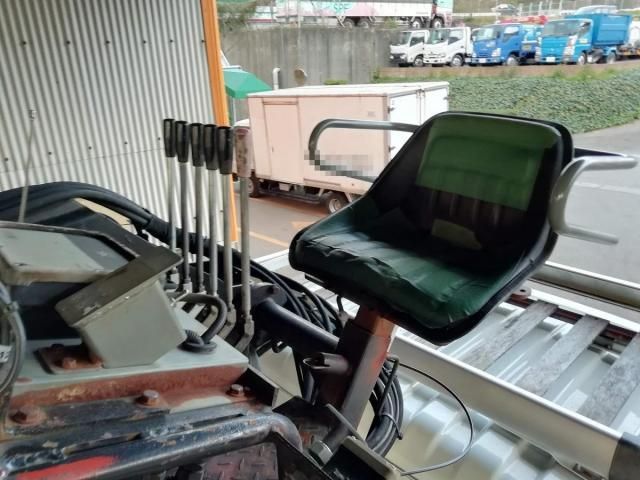 MITSUBISHI FUSOU FIGHTER 2012